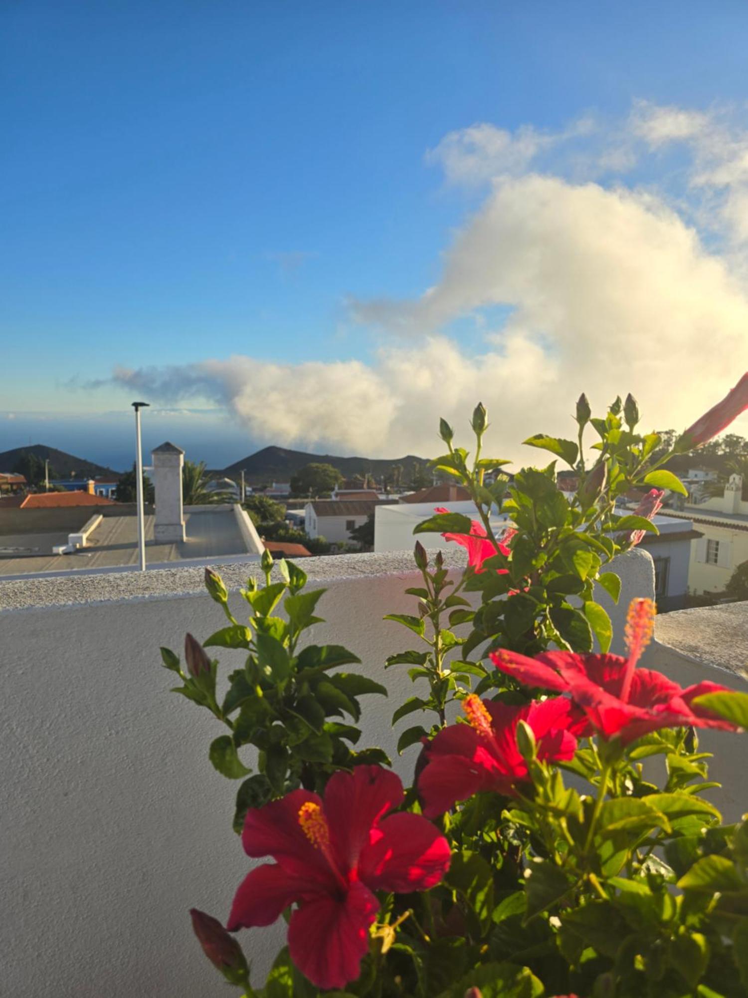 Pension Los Volcanes Fuencaliente de la Palma Exterior photo